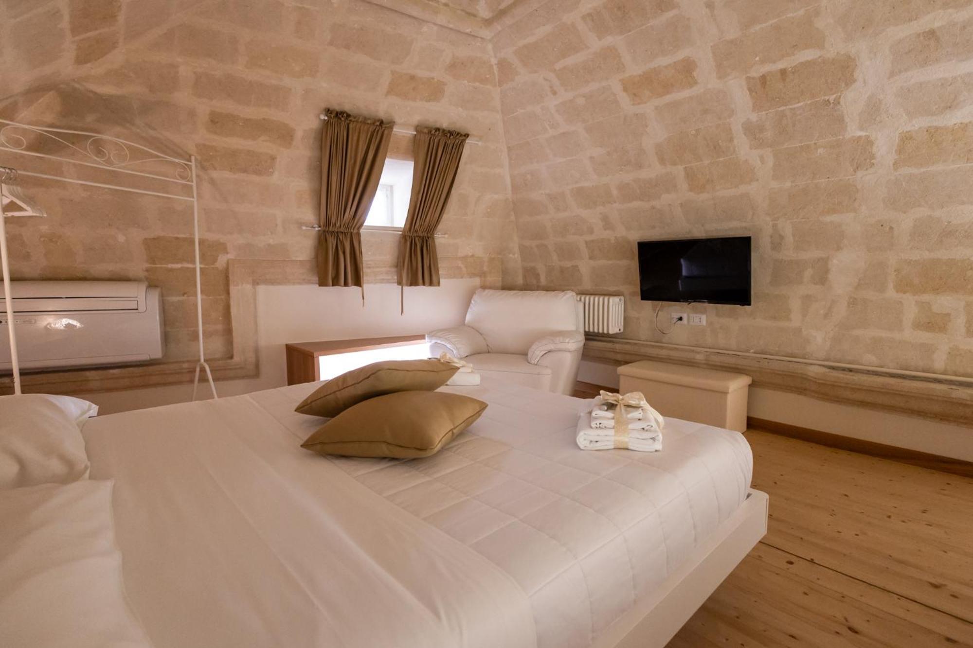 Antica Dimora Storica La Finestra Sul Campanile Villa Matera Exterior foto