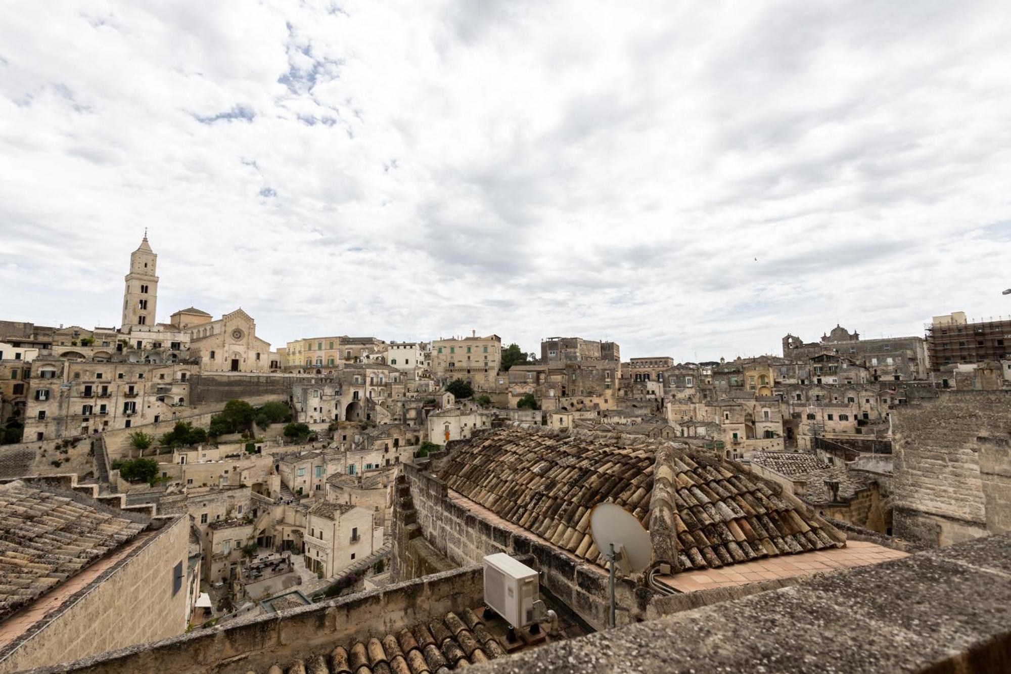 Antica Dimora Storica La Finestra Sul Campanile Villa Matera Exterior foto