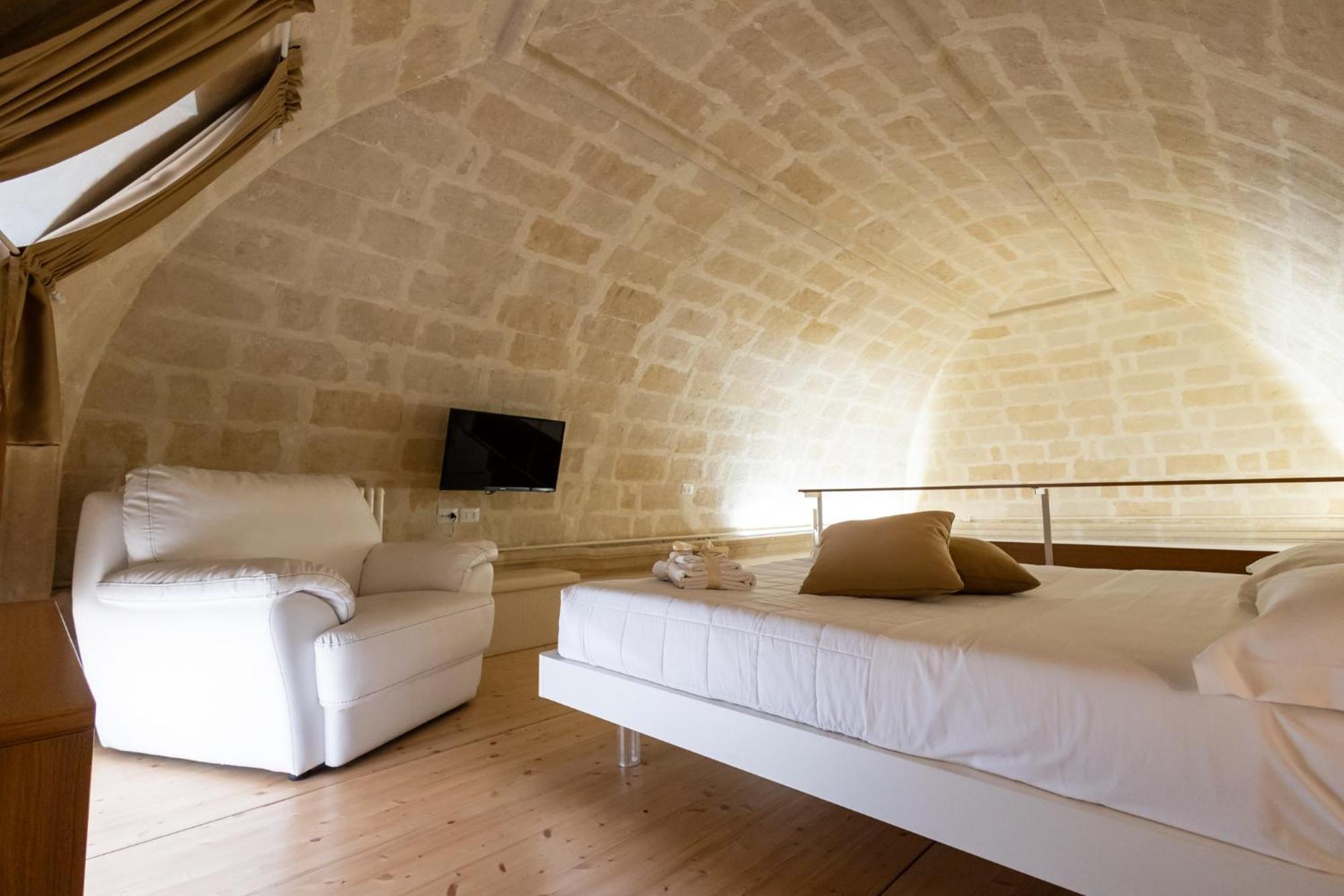 Antica Dimora Storica La Finestra Sul Campanile Villa Matera Exterior foto