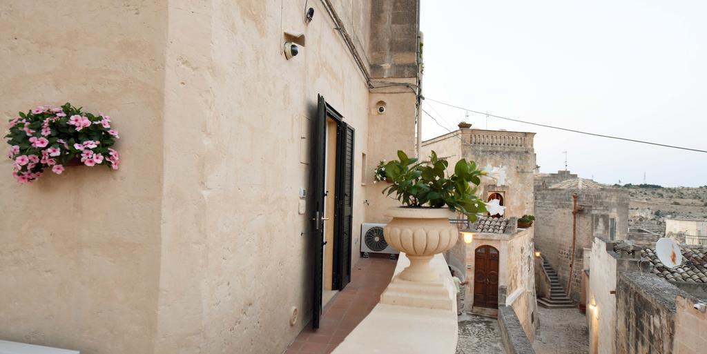Antica Dimora Storica La Finestra Sul Campanile Villa Matera Exterior foto
